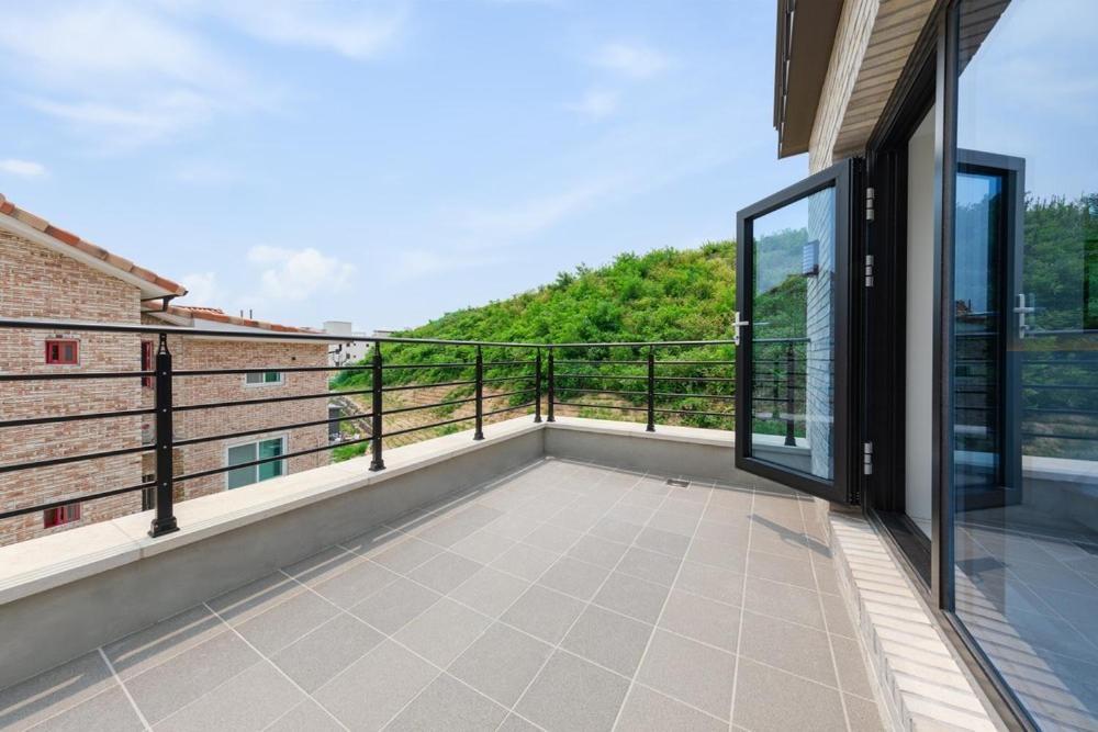 Gangneung Gyeongpo 345 Pool Villa Экстерьер фото